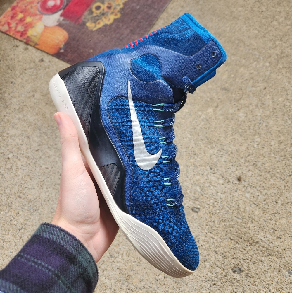 Kobe 9 elite brave blue